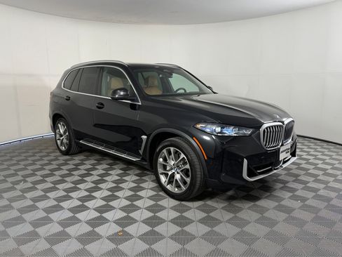Used 2025 BMW X5 xDrive40i AWD/4WD image 7