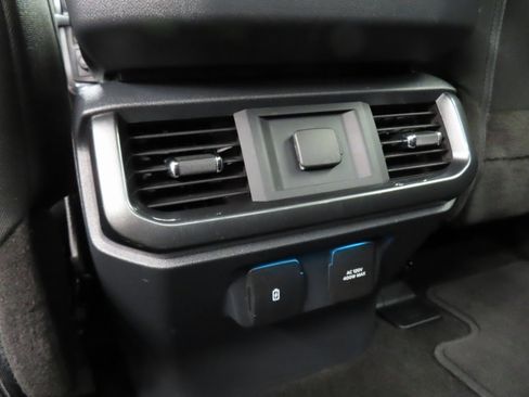 Used 2022 Ford F150 XLT w/ Equipment Group 302A High image 11