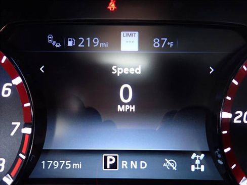 Used 2025 Nissan Frontier PRO-4X w/ Pro Premium Package AWD/4WD image 28
