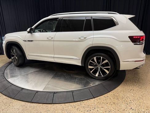 Used 2024 Volkswagen Atlas SEL Premium R-Line image 4