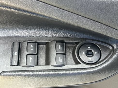 Used 2015 Ford Escape SE w/ Equipment Group 201A FWD image 14