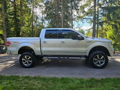 Used 2012 Ford F150 Platinum w/ Max Trailer Tow Pkg image 6