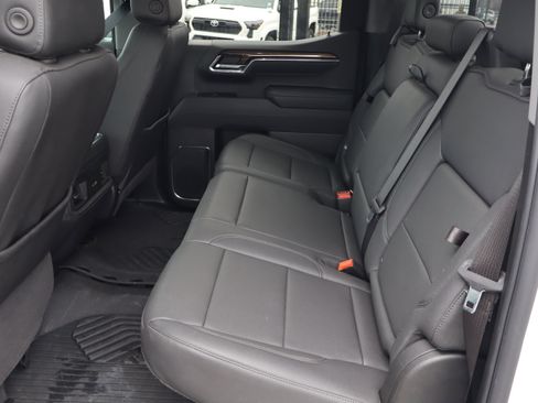 Certified 2025 Chevrolet Silverado 1500 LT Trail Boss w/ Convenience Package II image 33