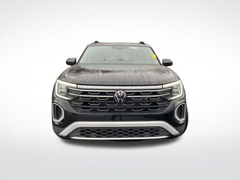 Used 2024 Volkswagen Atlas Peak Edition SEL image 12