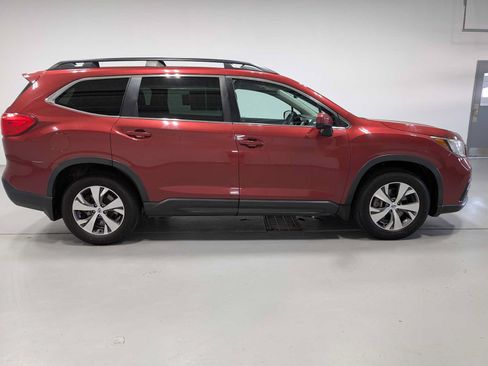Used 2019 Subaru Ascent Premium w/ Popular Package #2 AWD/4WD image 7