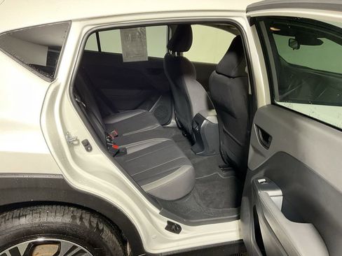 Used 2025 Subaru Crosstrek 2.0i Premium AWD/4WD image 36