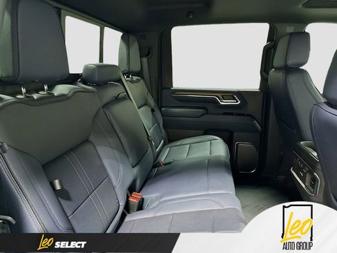 Used 2024 Chevrolet Silverado 2500 High Country w/ High Country Premium Package AWD/4WD image 32