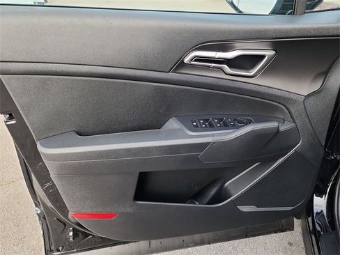 New 2026 Kia Sportage LX w/ LX Convenience Package image 11