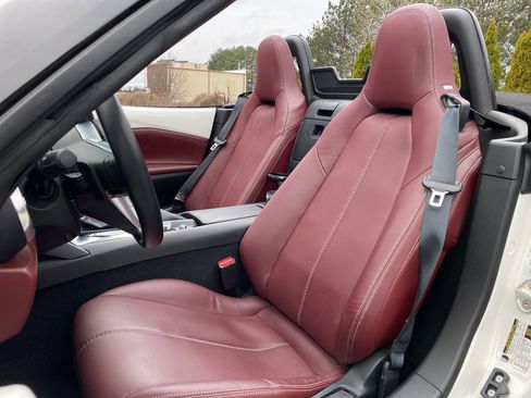 Used 2020 MAZDA MX-5 Miata Grand Touring image 7