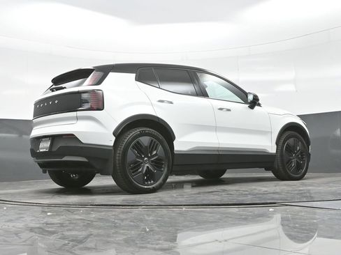 New 2026 Volvo EX30 Cross Country Ultra w/ Protection Package Premier AWD/4WD image 30