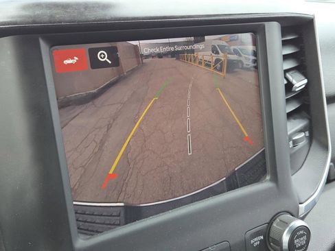 Used 2024 RAM 2500 Big Horn w/ Off Road Package AWD/4WD image 6