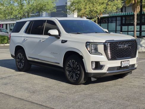 Used 2024 GMC Yukon Denali Ultimate AWD/4WD image 5