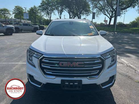 Used 2022 GMC Terrain SLT AWD/4WD image 2