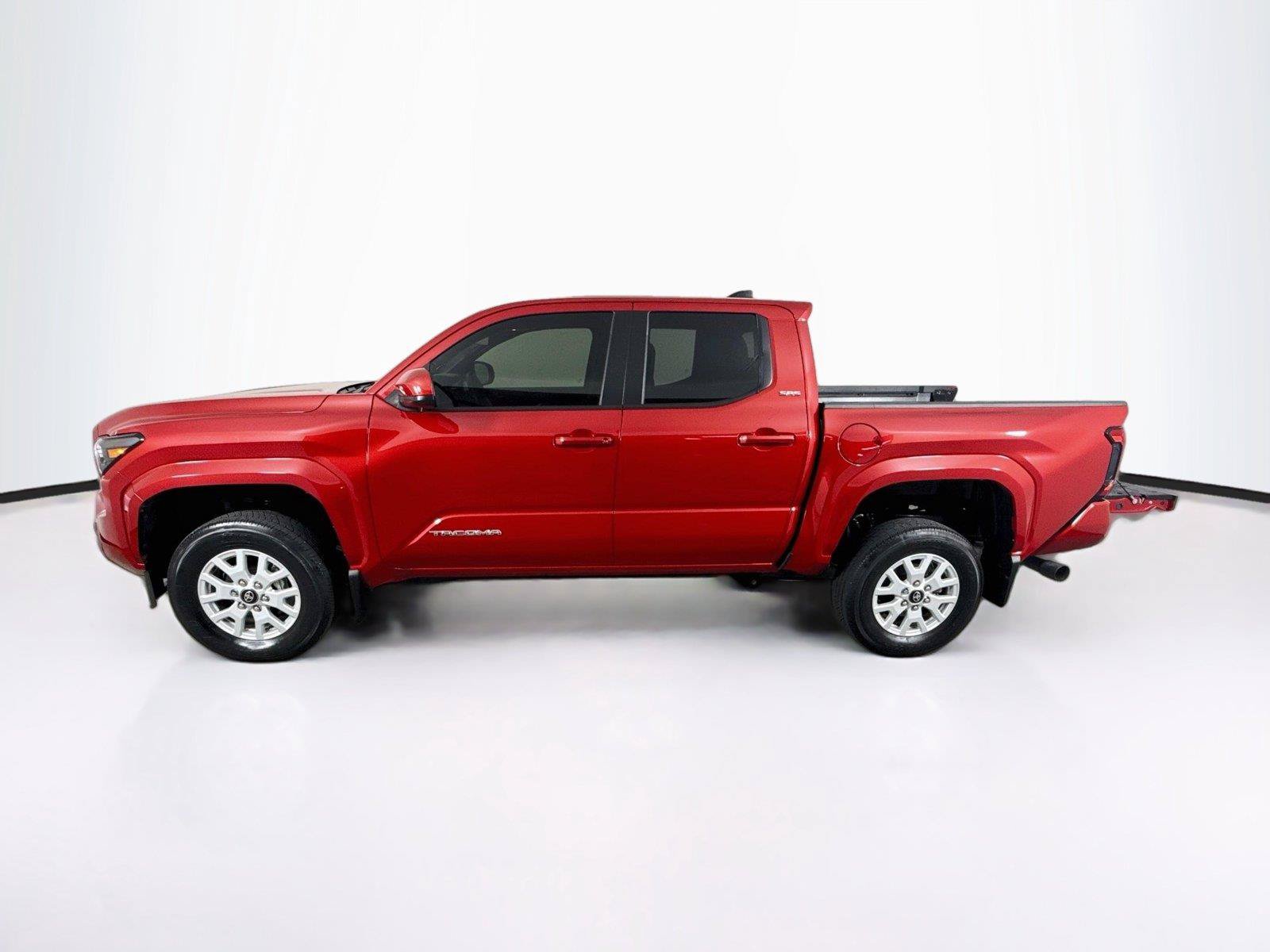 Used 2026 Toyota Tacoma SR5 RWD image 2