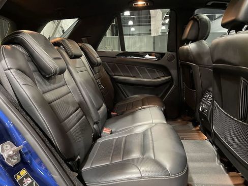 Used 2019 Mercedes-Benz GLE 63 AMG 4MATIC image 25