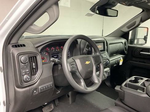 New 2025 Chevrolet Silverado 2500 W/T image 11