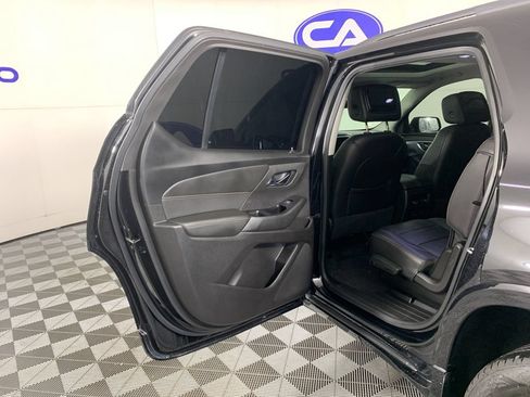 Used 2020 Chevrolet Traverse Premier w/ Redline Edition AWD/4WD image 31