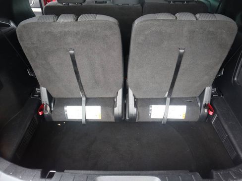 Used 2017 Ford Explorer XLT w/ Equipment Group 201A AWD/4WD image 52