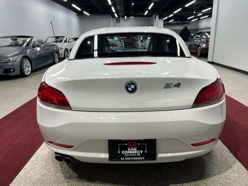 Used 2011 BMW Z4 sDrive30i image 71