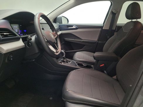 Used 2023 Volkswagen Taos SE FWD image 17