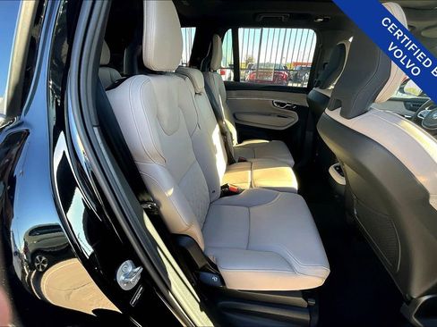 Certified 2025 Volvo XC90 B6 Plus image 35