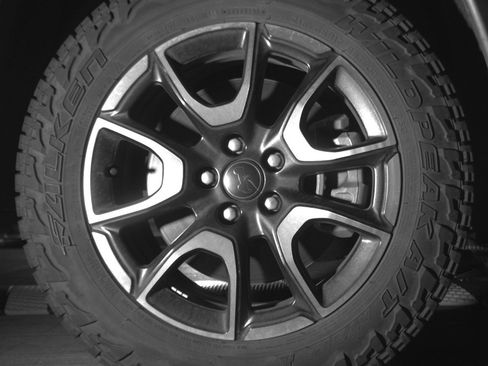 Used 2025 Jeep Compass Trailhawk AWD/4WD image 13