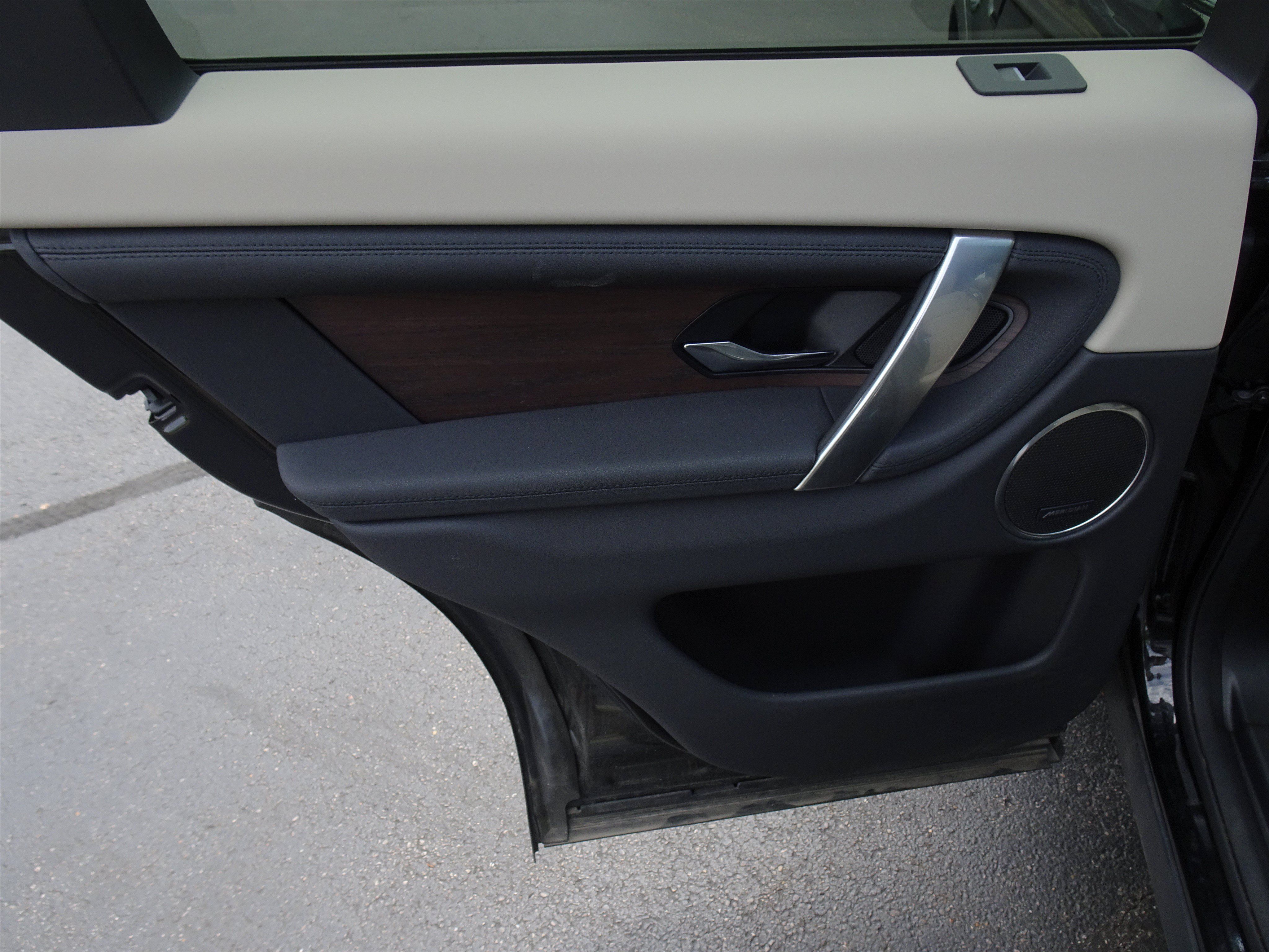 Certified 2025 Land Rover Discovery Sport S AWD/4WD image 20