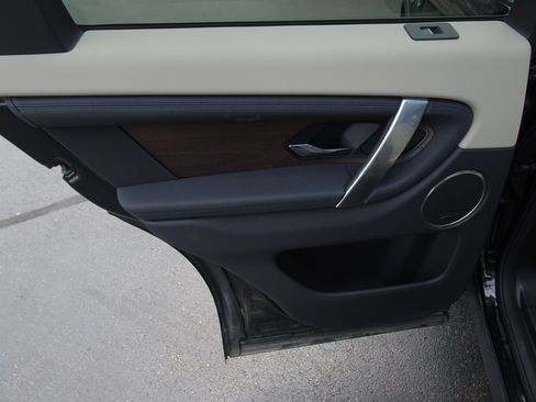 Certified 2025 Land Rover Discovery Sport S AWD/4WD image 20