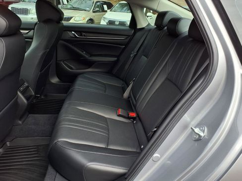 Used 2022 Honda Accord Sport Special Edition image 10