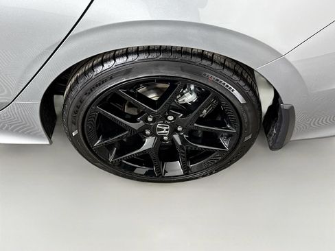 Used 2024 Honda Civic Sport image 6