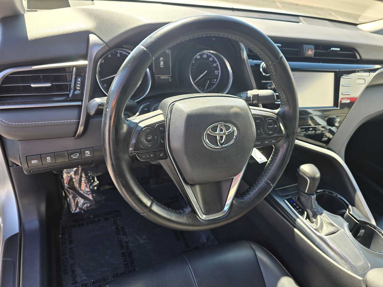 Used 2019 Toyota Camry SE FWD image 23