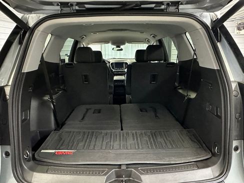 Certified 2023 GMC Acadia SLE w/ Driver Convenience Package image 25