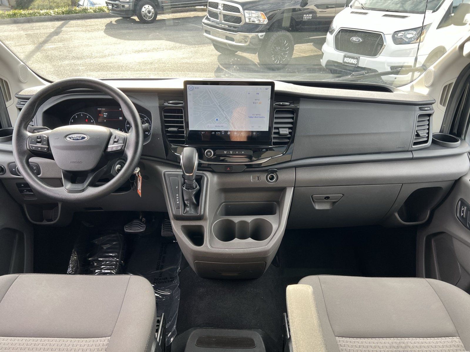 Used 2024 Ford Transit 350 XLT RWD image 23