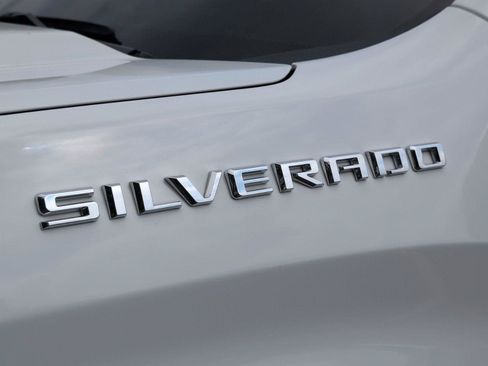 Used 2022 Chevrolet Silverado 1500 LT RWD image 10