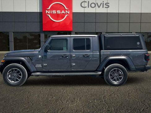 Used 2022 Jeep Gladiator Overland w/ Popular Equipment Package AWD/4WD image 6
