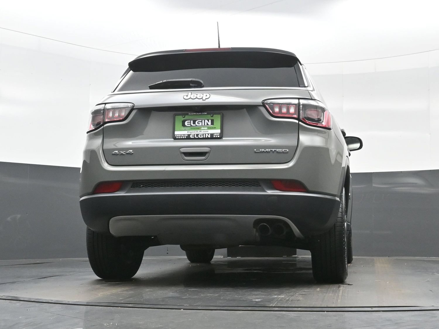 Used 2022 Jeep Compass Limited AWD/4WD image 32