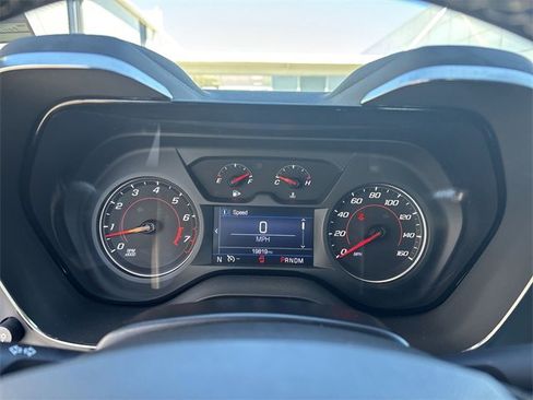 Used 2023 Chevrolet Camaro LT w/ Technology Package image 10