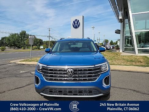 New 2026 Volkswagen Atlas SE image 2