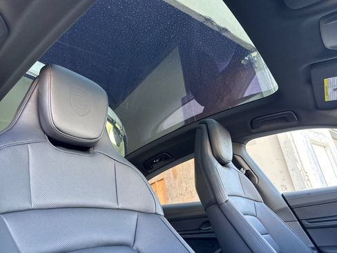 New 2026 Porsche Taycan 4S AWD/4WD image 18