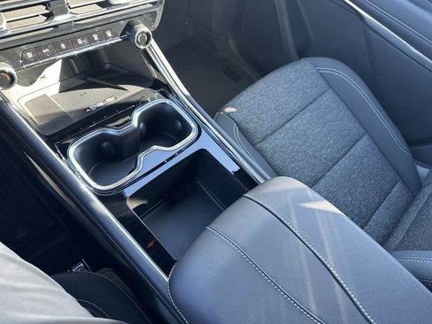 New 2026 Chevrolet Traverse LT w/ Sun and Wheel Package image 19