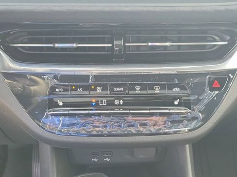 New 2026 Buick Envista Avenir image 32