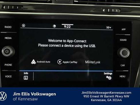 Certified 2022 Volkswagen Tiguan SE image 7