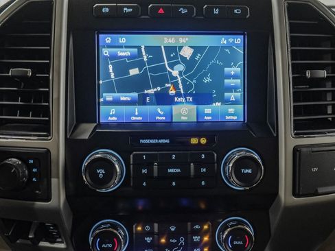 Used 2020 Ford F250 Lariat w/ Lariat Ultimate Package AWD/4WD image 26