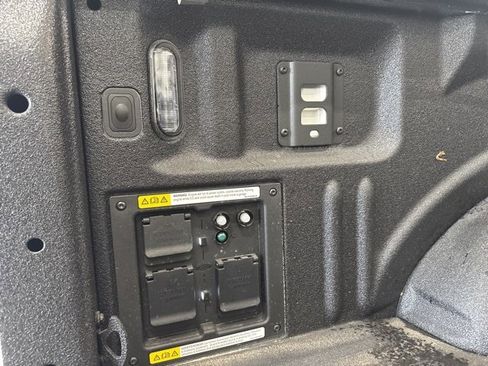 Used 2025 Ford F150 Platinum w/ Equipment Group 702A High image 14