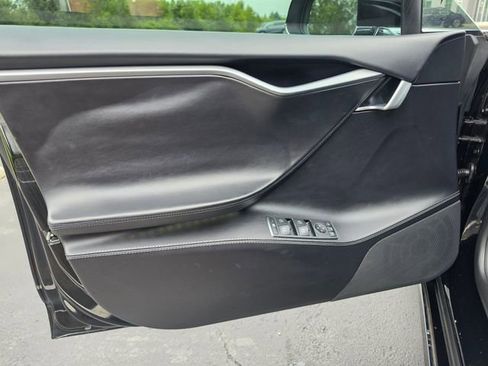 Used 2018 Tesla Model S 75D AWD/4WD image 16