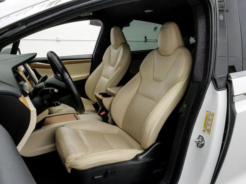 Used 2021 Tesla Model X Long Range AWD/4WD image 36