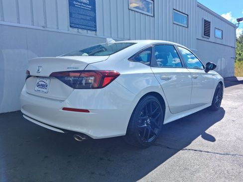 Used 2025 Honda Civic Sport image 10