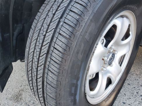 Used 2015 Honda CR-V LX image 47