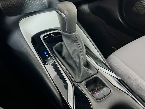 Certified 2021 Toyota Corolla SE w/ SE Premium Package FWD image 18