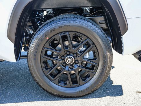 Certified 2026 Toyota Tundra Limited w/ Limited PVM Package image 26